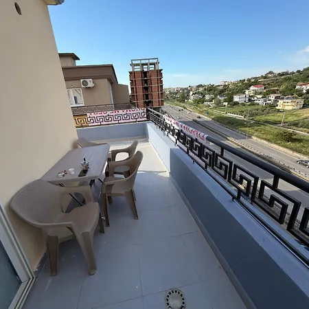 Casa de hóspedes Air Koloseu Durrës
